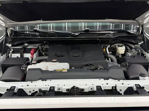 Used 2023 Toyota Tundra SR5 w/ SR5 Premium Package image 19