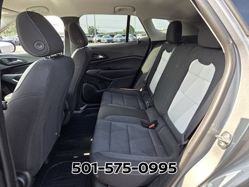 Used 2026 Chevrolet Trax LS w/ LS Convenience Package FWD image 10