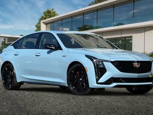 New 2026 Cadillac CT5 V image 2
