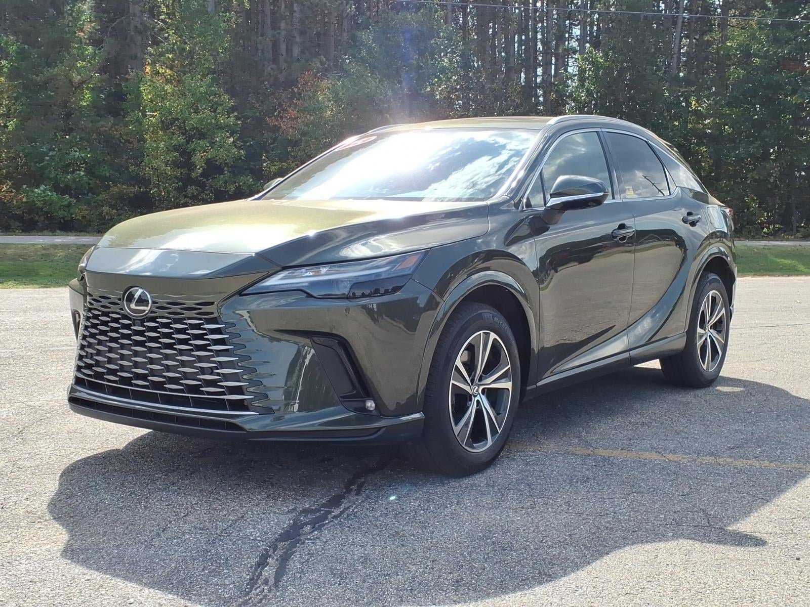 Used 2025 Lexus RX 350h w/ Convenience Package AWD/4WD image 3