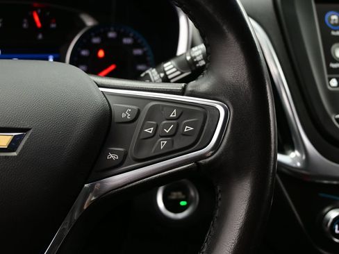 Used 2019 Chevrolet Equinox LT FWD image 24