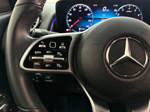Certified 2023 Mercedes-Benz GLB 250 image 13
