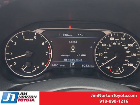 Used 2024 Nissan Altima 2.5 SR w/ SR Premium Package FWD image 17