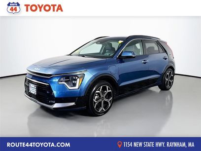 Used 2023 Kia Niro SX Touring