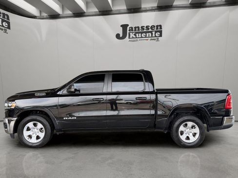 Used 2025 RAM 1500 Big Horn RWD image 1