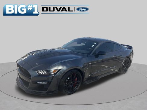 Used 2020 Ford Mustang Shelby GT500 w/ Technology Package RWD image 2