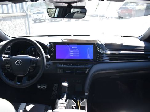 Certified 2026 Toyota Camry Hybrid w/ Multimedia Upgrade Package AWD/4WD image 28