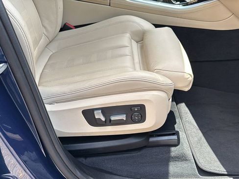 Used 2021 BMW X5 xDrive45e w/ Premium Package AWD/4WD image 10