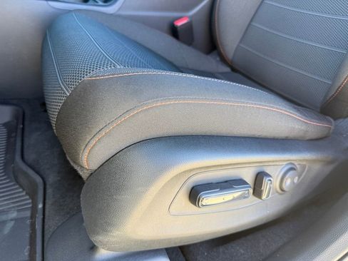 Used 2025 Honda CR-V Sport image 23