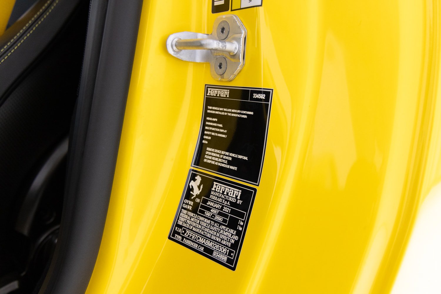 Certified 2021 Ferrari 812 GTS RWD image 34