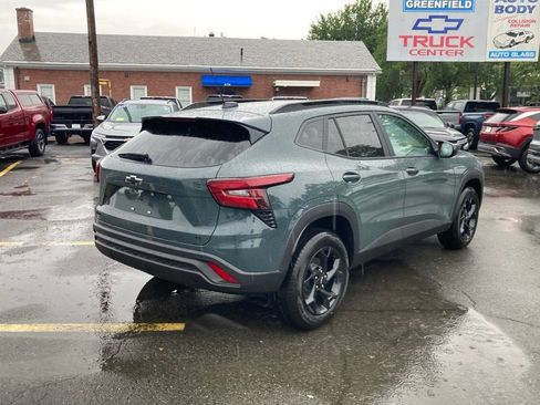 New 2026 Chevrolet Trax LT w/ Driver Confidence Package FWD image 27
