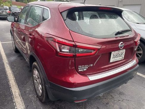 Used 2020 Nissan Rogue Sport S FWD image 13
