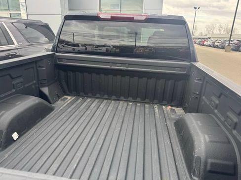 Used 2023 GMC Sierra 1500 Elevation w/ LPO, Elevation Black Package AWD/4WD image 5