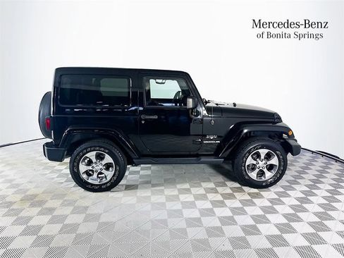 Used 2017 Jeep Wrangler Sahara w/ Connectivity Group image 8