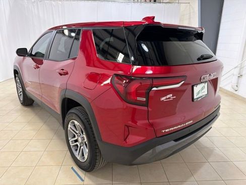 Used 2025 GMC Terrain Elevation AWD/4WD image 3