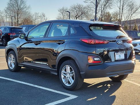 Used 2019 Hyundai Kona SE image 4