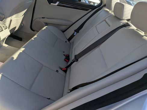 Used 2014 Mercedes-Benz C 300 Sport image 27