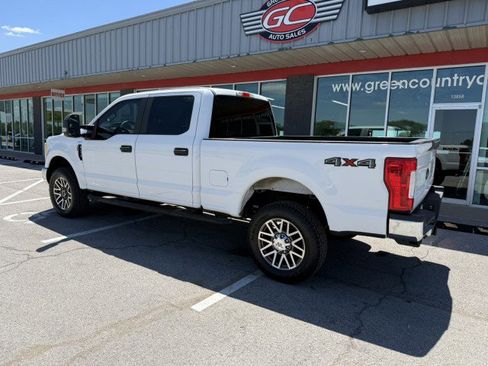 Used 2017 Ford F250 XL w/ Power Equipment Group AWD/4WD image 4