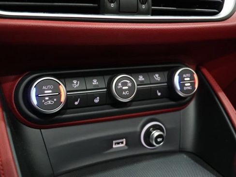 Used 2020 Alfa Romeo Stelvio Ti Sport w/ Quick Order Package 22S Sport AWD/4WD image 26
