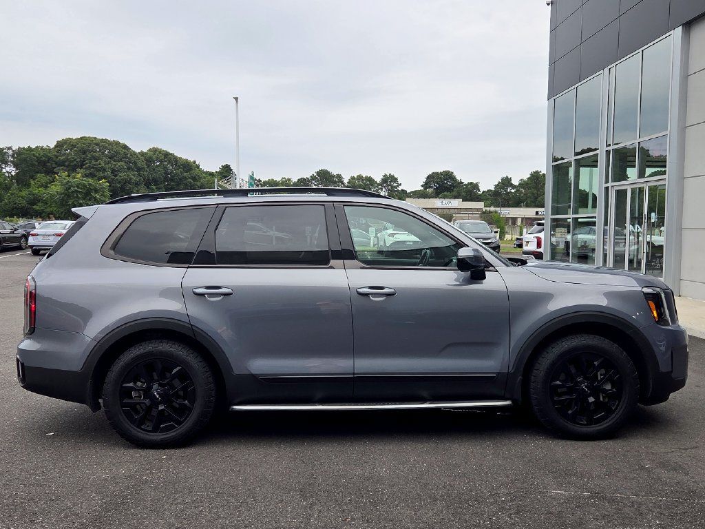 Used 2024 Kia Telluride SX Prestige X-Pro AWD/4WD image 3