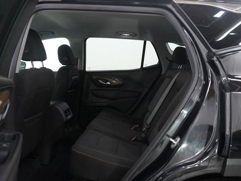 Used 2021 GMC Terrain SLE w/ Driver Convenience Package image 16