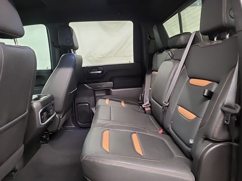 Used 2022 GMC Sierra 2500 AT4 w/ AT4 Preferred Package AWD/4WD image 12