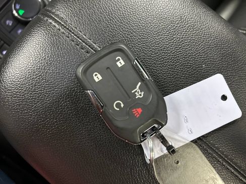 Used 2022 GMC Terrain SLT w/ Elevation Edition FWD image 21