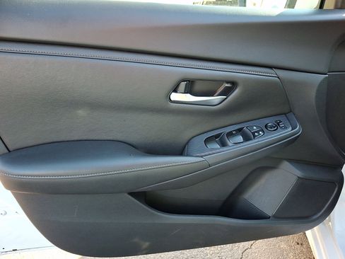 Used 2023 Nissan Sentra SV image 14