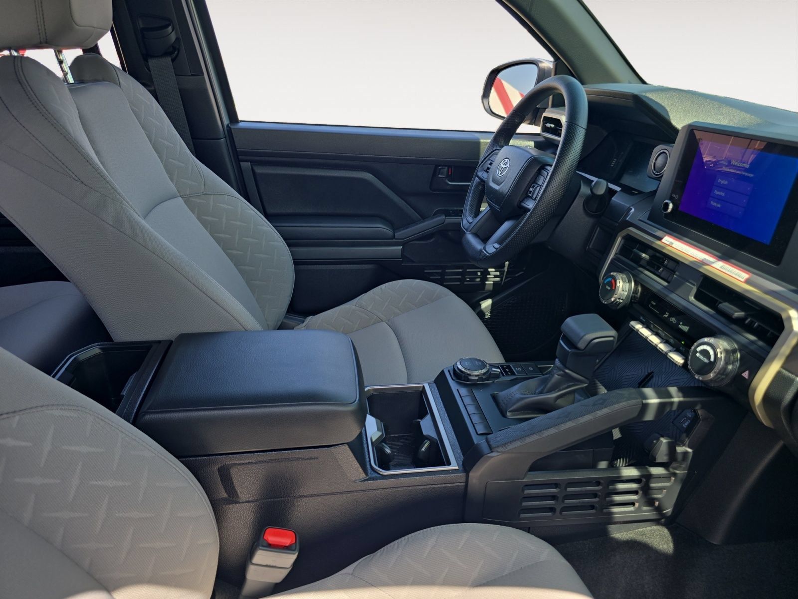 Certified 2026 Toyota Tacoma SR5 AWD/4WD image 15