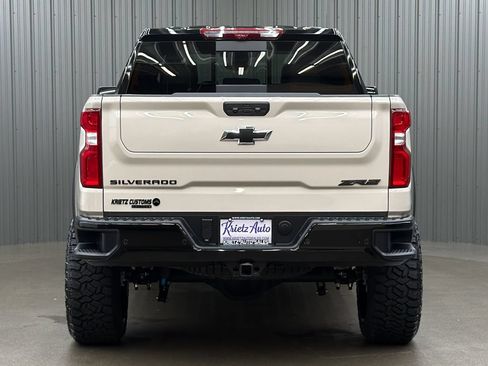 Used 2026 Chevrolet Silverado 1500 ZR2 w/ Dark Appearance Package AWD/4WD image 4