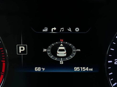 Used 2016 Hyundai Genesis 3.8 image 17