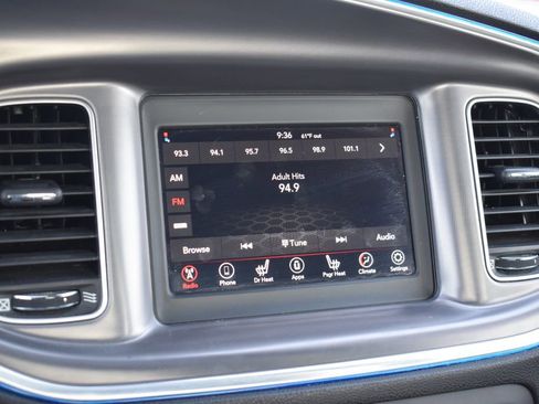 Used 2021 Dodge Charger SXT w/ Leather Interior Group RWD image 11