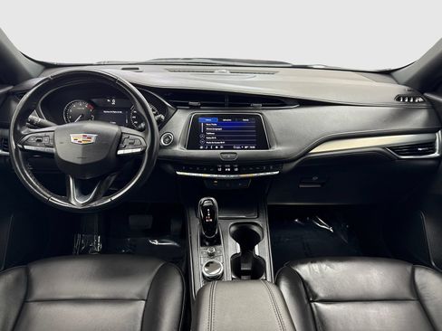 Used 2023 Cadillac XT4 Premium Luxury FWD image 20