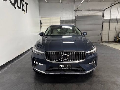 Used 2023 Volvo XC60 T8 Ultimate AWD/4WD image 3