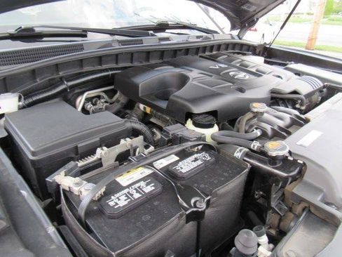 Used 2019 Nissan Armada Platinum w/ Captain's Chairs Package image 51