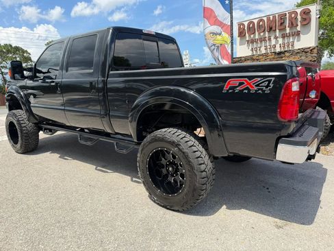 Used 2014 Ford F250 Lariat w/ Chrome Package AWD/4WD image 4