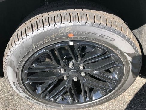 New 2025 Jeep Wagoneer Series II w/ Convenience Group I image 2