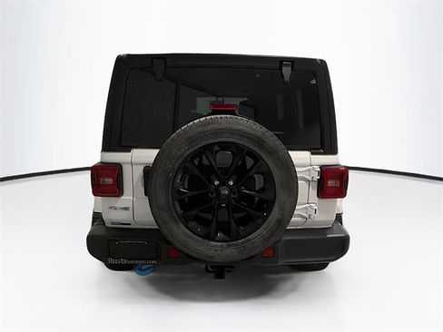 Used 2023 Jeep Wrangler Unlimited Sahara w/ Cold Weather Group image 5