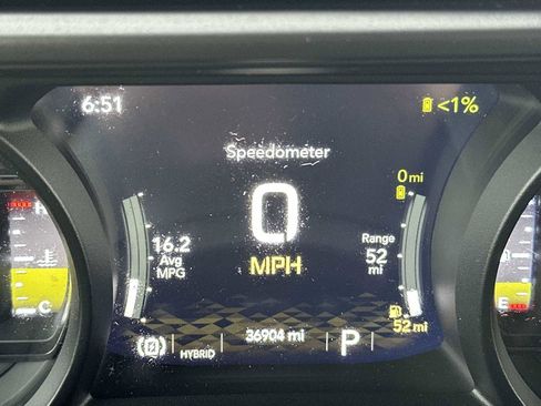 Used 2024 Jeep Wrangler Unlimited Rubicon 4xe image 10