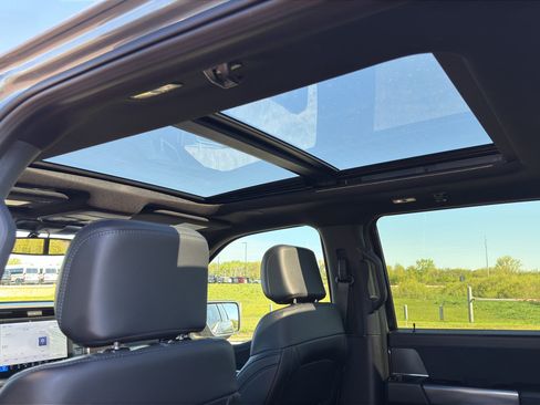 Used 2025 Ford F150 Platinum AWD/4WD image 42