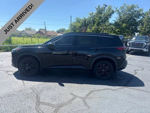 Certified 2023 Nissan Rogue SV w/ SV Premium B Package AWD/4WD image 8