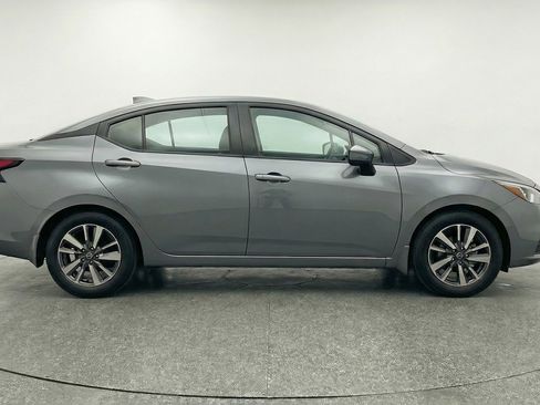 Used 2025 Nissan Versa SV FWD image 11