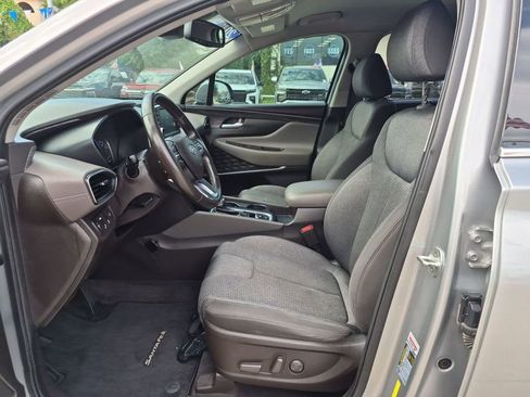 Used 2020 Hyundai Santa Fe SEL w/ Convenience Package FWD image 11
