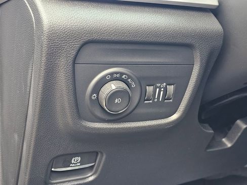 New 2026 Jeep Grand Cherokee L Limited AWD/4WD image 14