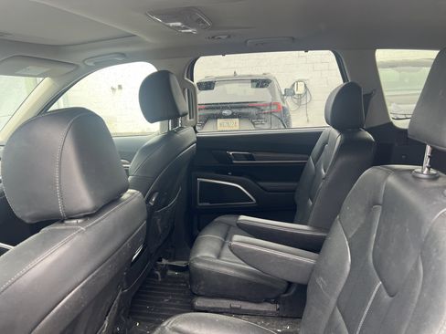 Used 2022 Kia Telluride EX w/ EX Premium Package image 10