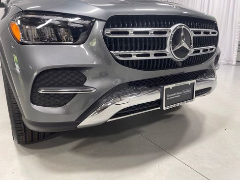Used 2025 Mercedes-Benz GLE 350 4MATIC image 11