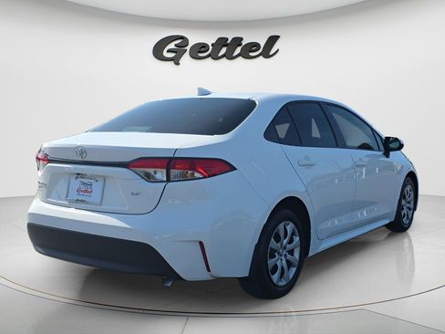 Used 2025 Toyota Corolla LE FWD image 5
