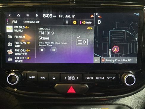 Used 2025 Kia Soul S FWD image 25