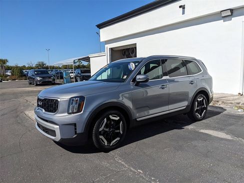 Certified 2025 Kia Telluride EX X-Line image 5