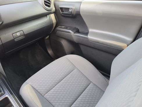 Used 2021 Toyota Tacoma SR w/ SR Convenience Package RWD image 21